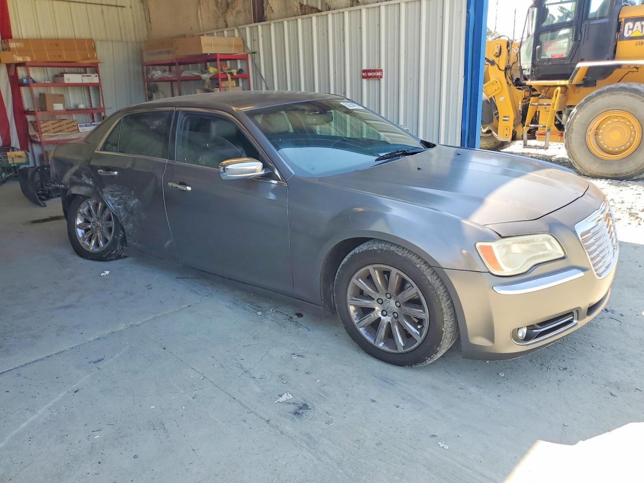 2012 Chrysler 300 Limited - Фото 4