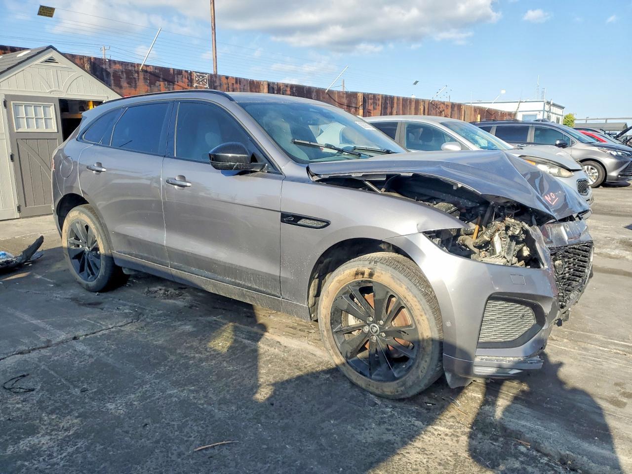 2024 Jaguar F-Pace R-Dynamic S - Фото 4