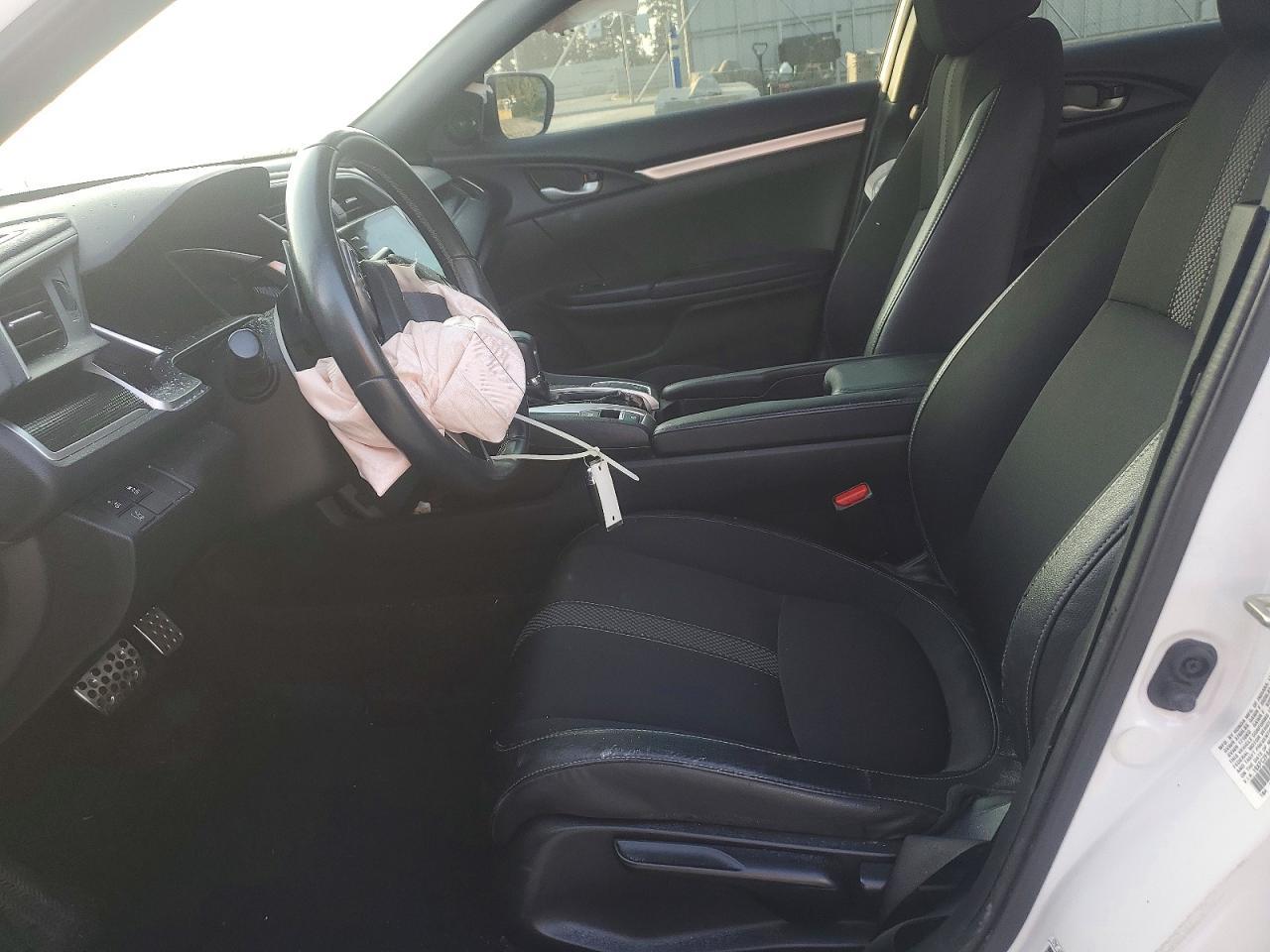 2019 Honda Civic Sport - Image 7