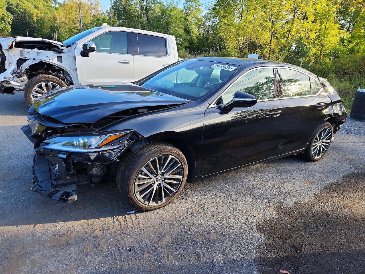 2023 Lexus Es 300H Base