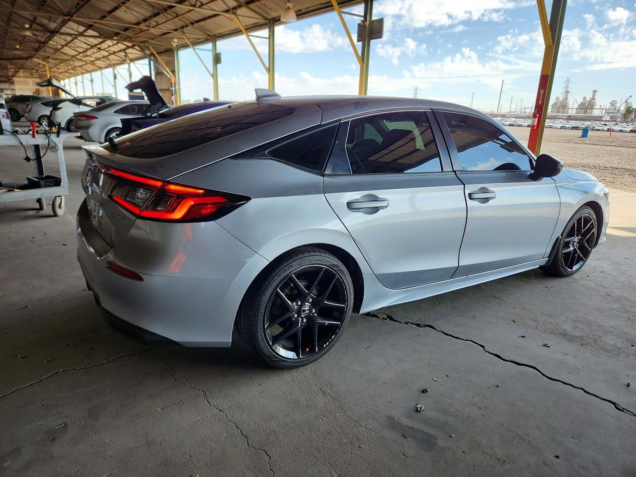 2023 Honda Civic Sport - Фото 3
