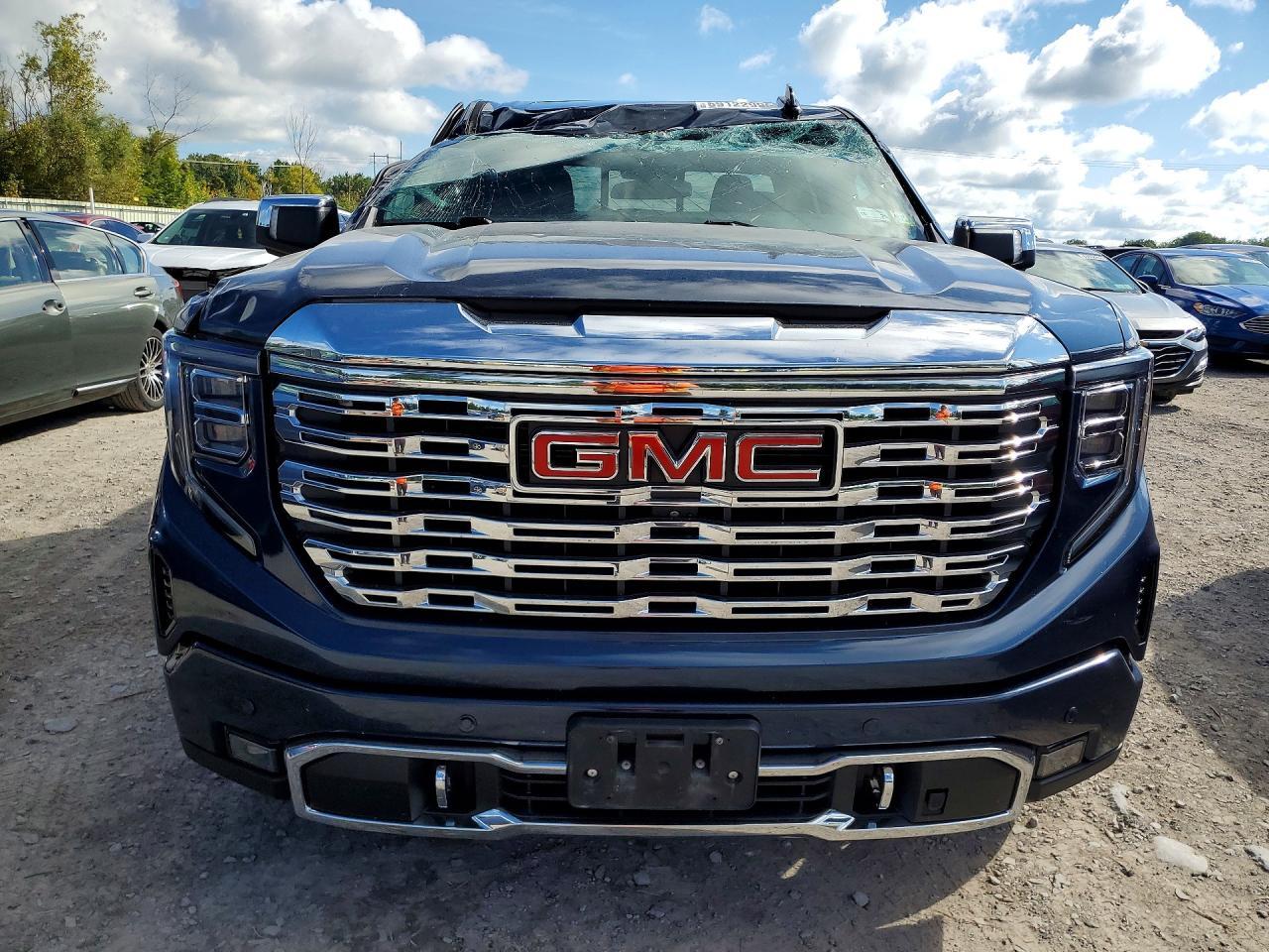 2022 GMC Sierra K1500 Denali - Image 5