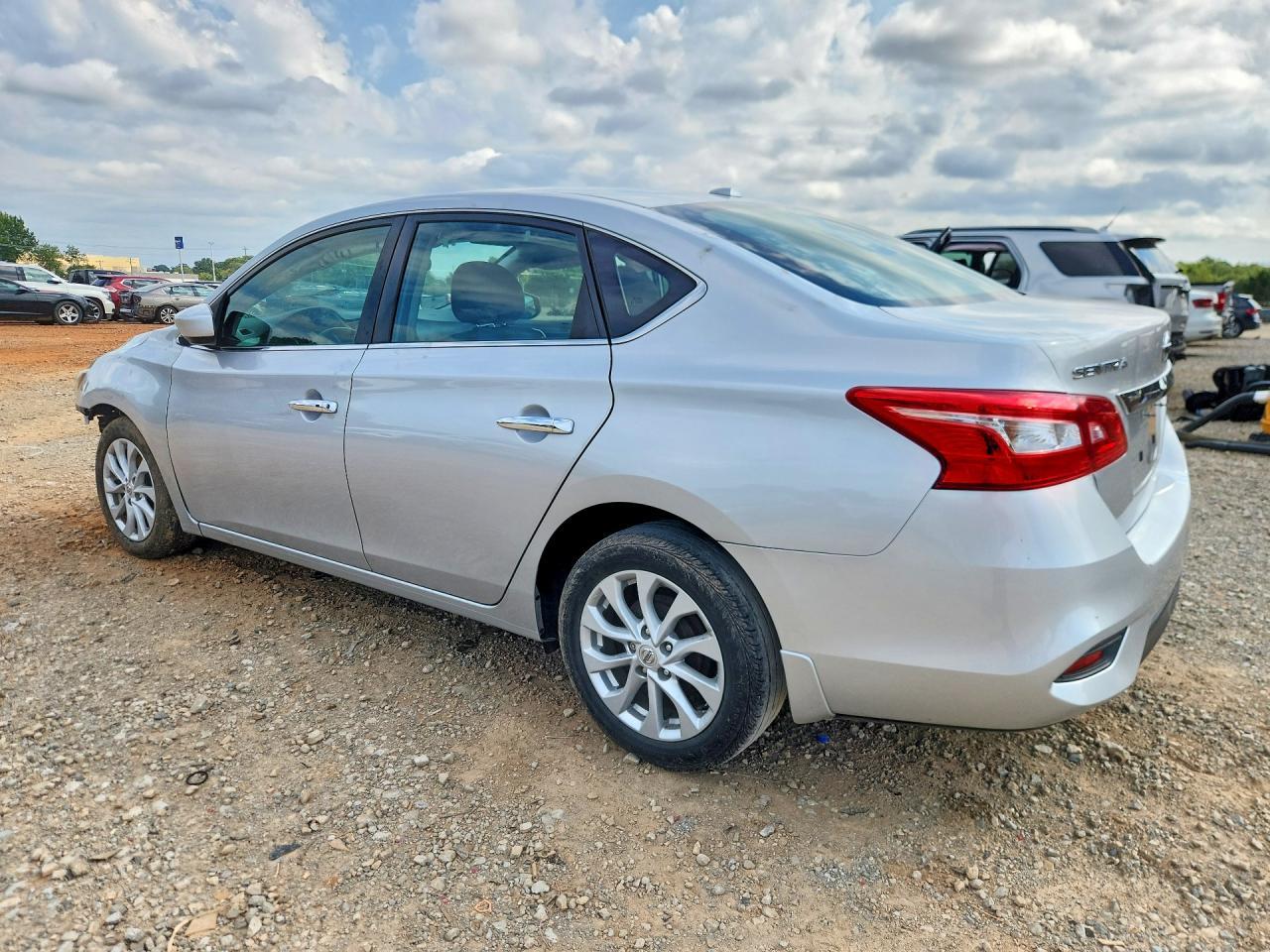 2019 Nissan Sentra Sv - Фото 2