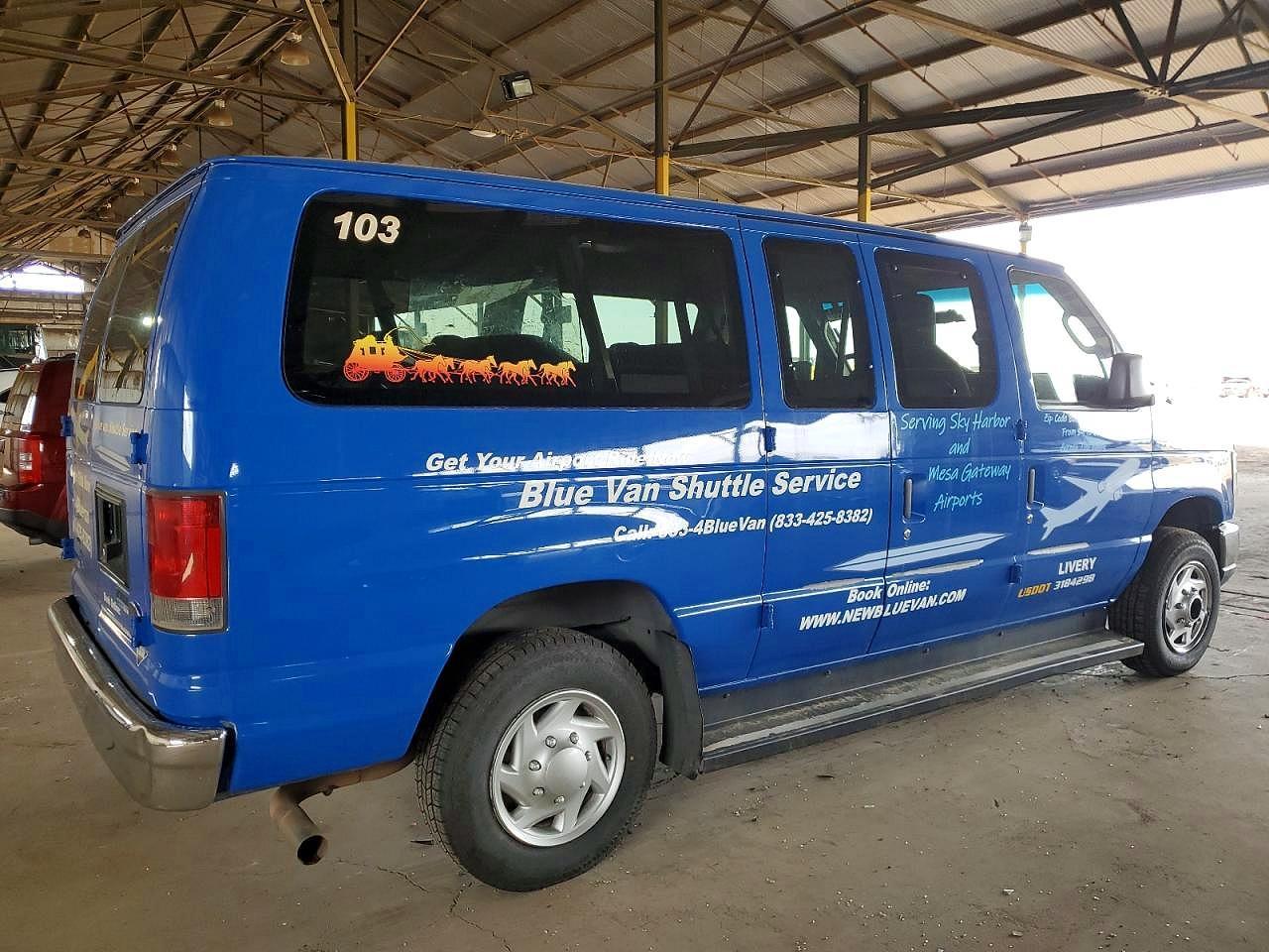 2014 Ford Econoline E350 Super Duty Wagon - Image 3