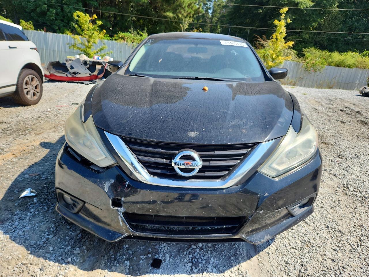 2017 Nissan Altima - Фото 5