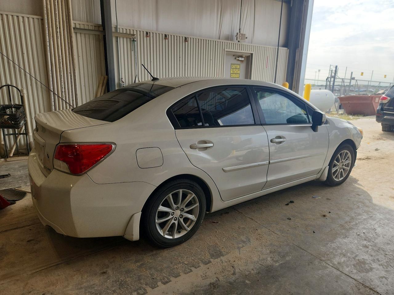 2012 Subaru Impreza Premium - Фото 3