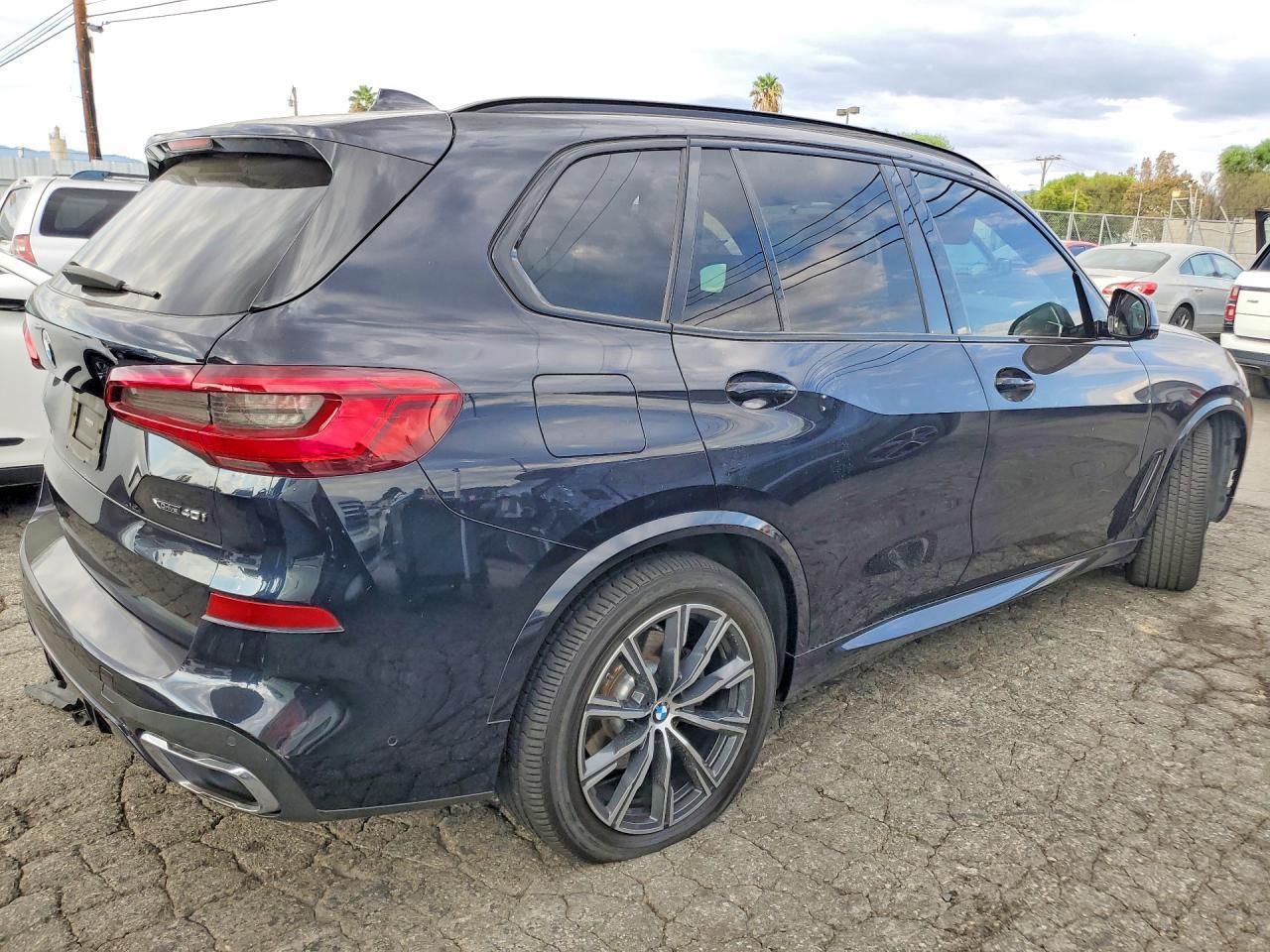 2019 BMW X5 xDrive40I - Фото 3