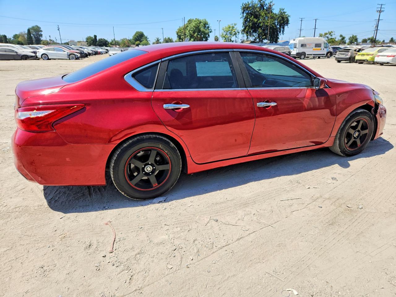 2016 Nissan Altima 2.5 S - Фото 3