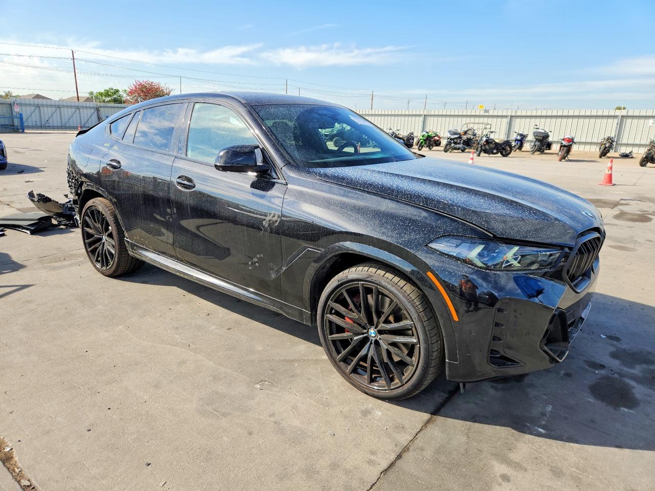2025 BMW X6 M60I - Фото 4