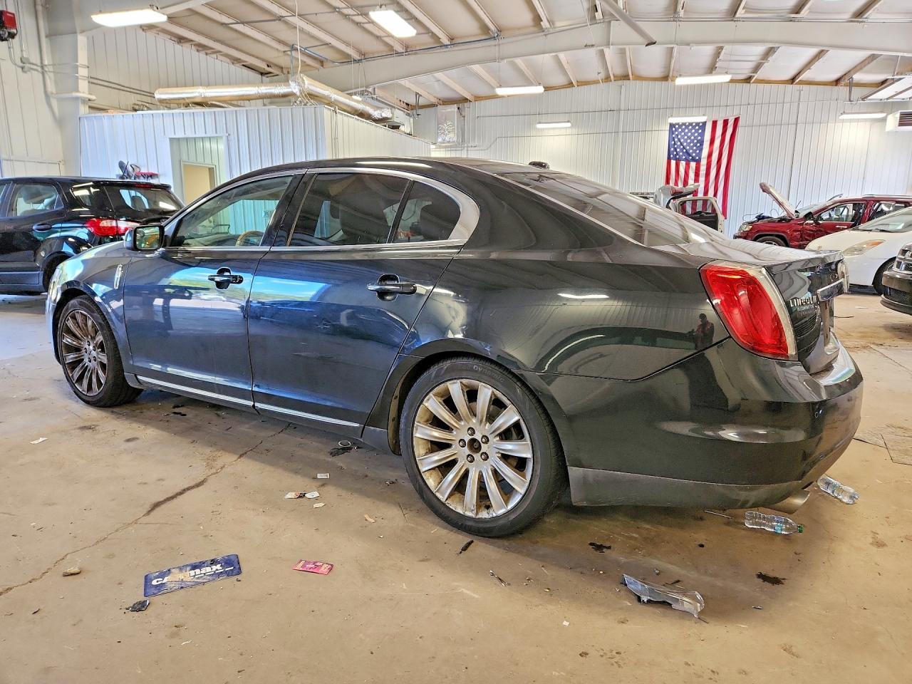 2010 Lincoln Mks - Image 2