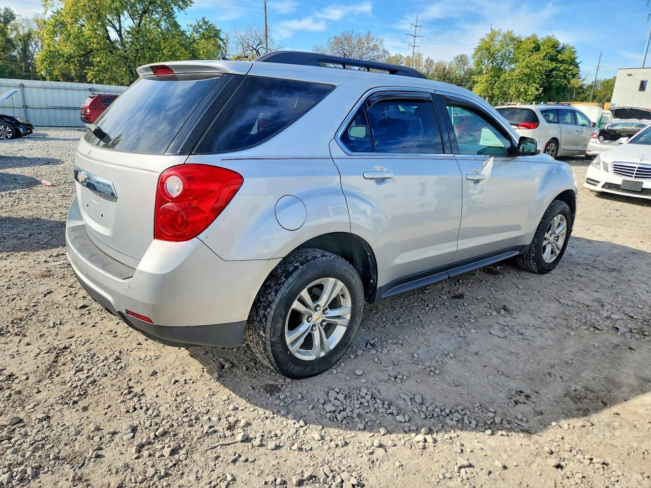 2011 Chevrolet Equinox Lt - Image 3