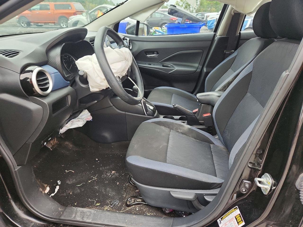 2025 Nissan Versa Sv - Image 7