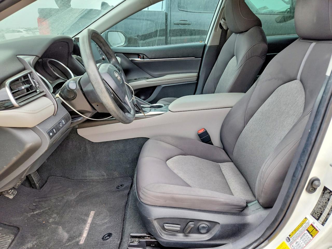 2023 Toyota Camry Le - Фото 7