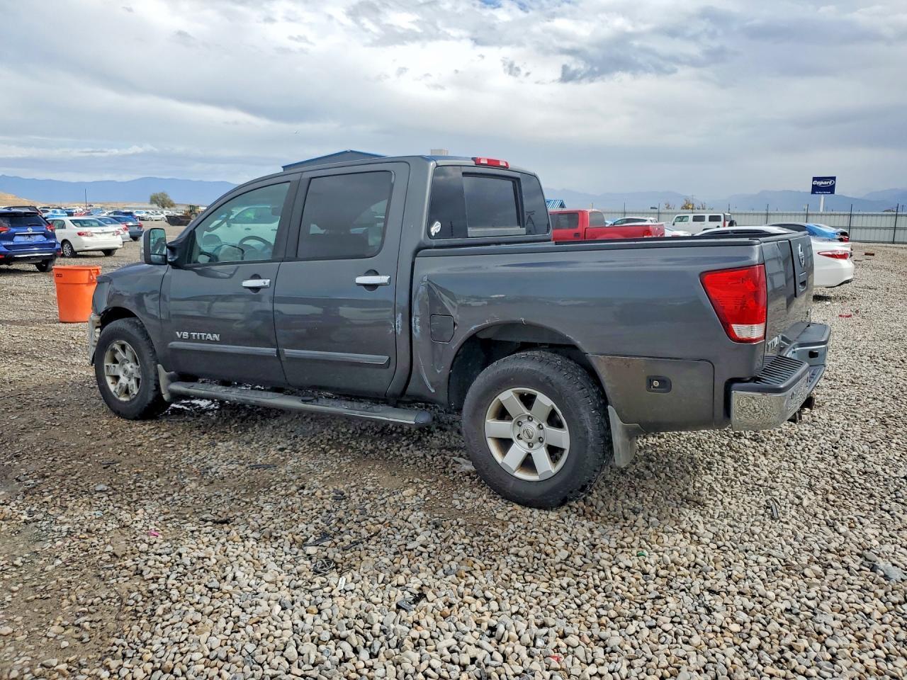 2006 Nissan Titan Xe - Image 2