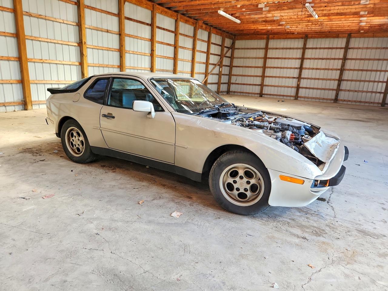 1984 Porsche 944 - Фото 4