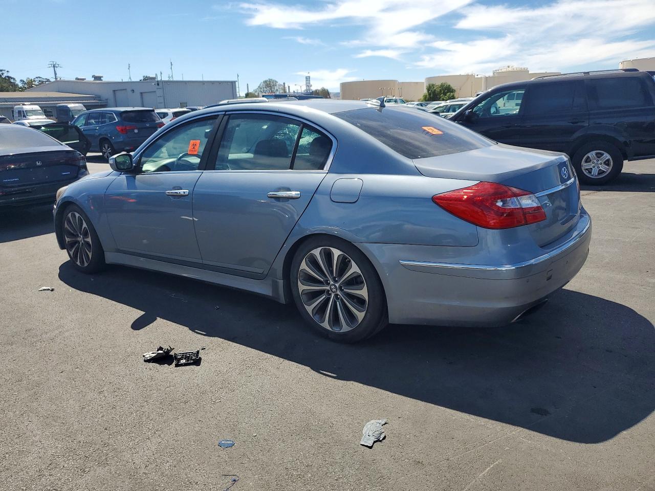 2014 Hyundai Genesis 5.0L - Image 2