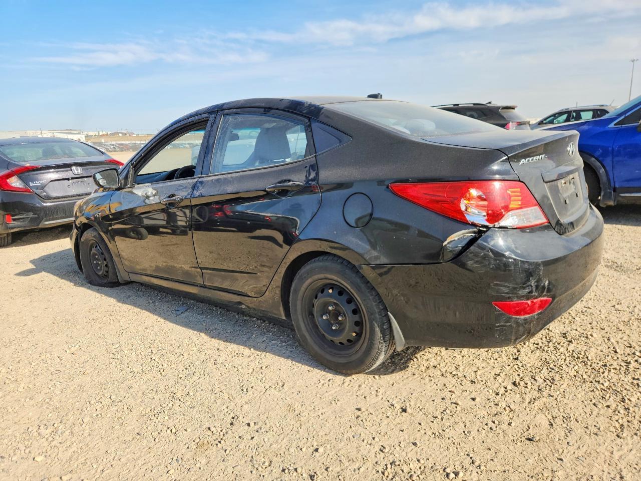 2012 Hyundai Accent Gls - Фото 2