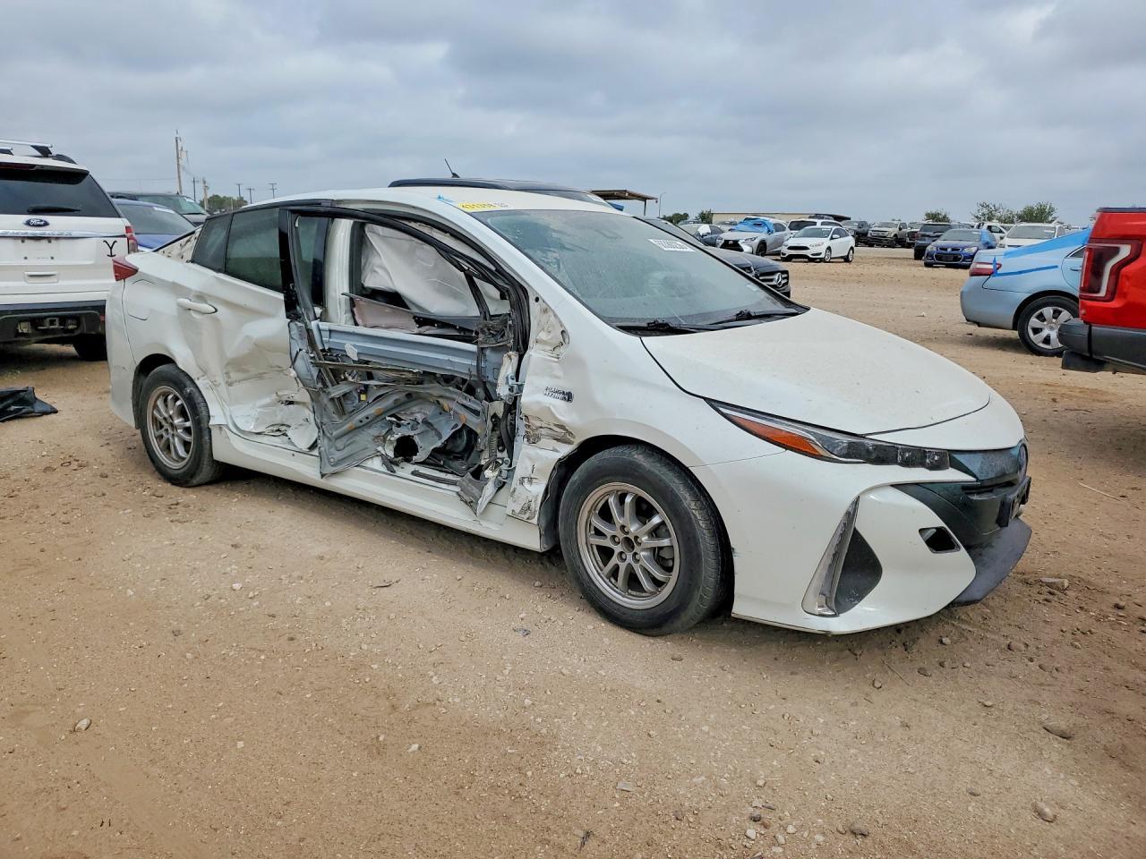 2019 Toyota Prius Prime Premium - Фото 4