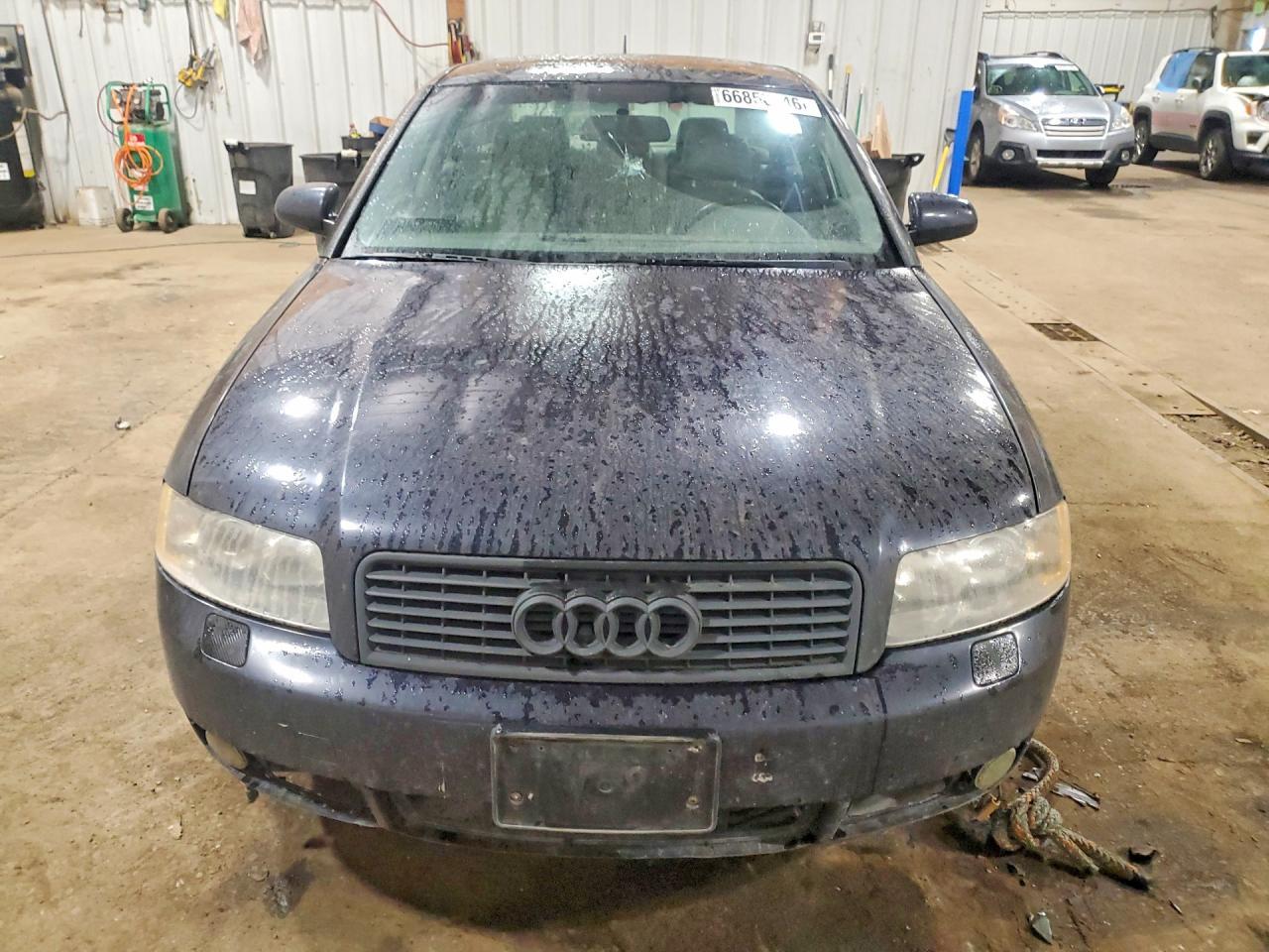 2002 Audi A4 1.8T Quattro - Фото 5