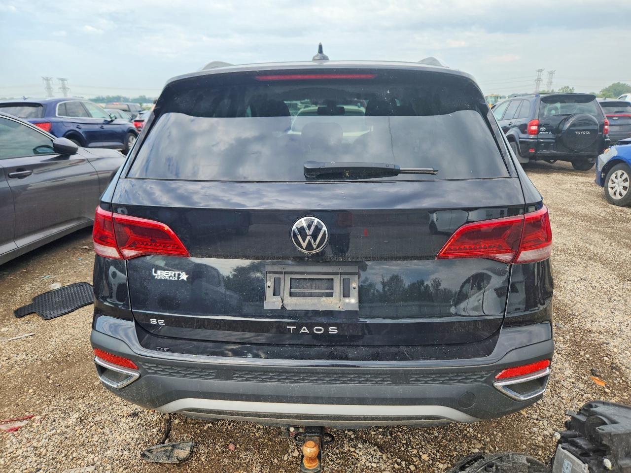 2022 Volkswagen Taos S - Фото 6