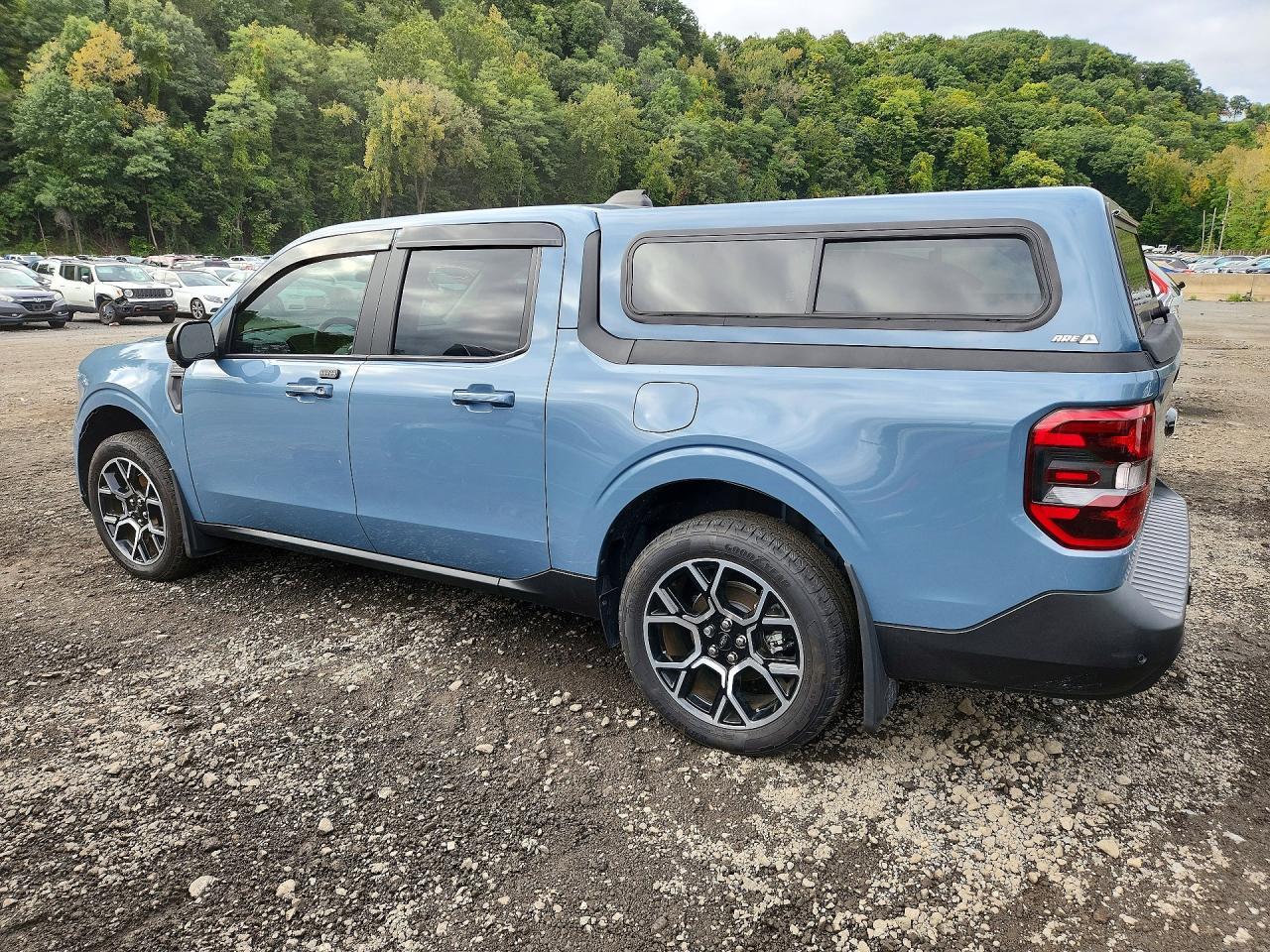 2025 Ford Maverick Lariat - Image 2