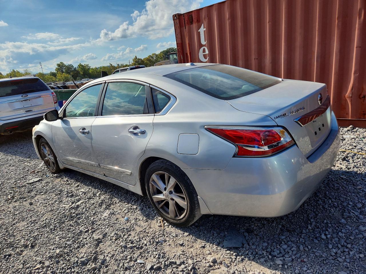 2015 Nissan Altima 2.5 - Фото 2