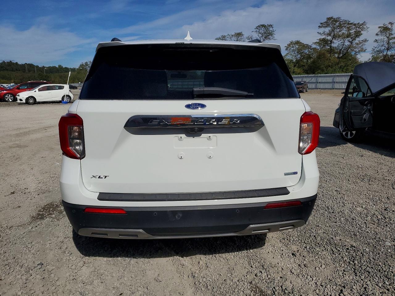 2020 Ford Explorer Xlt - Image 6