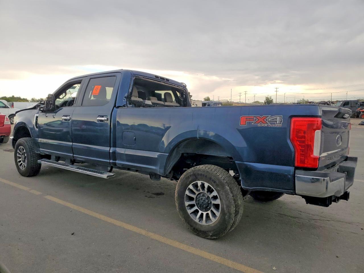 2018 Ford F250 Super Duty - Фото 2