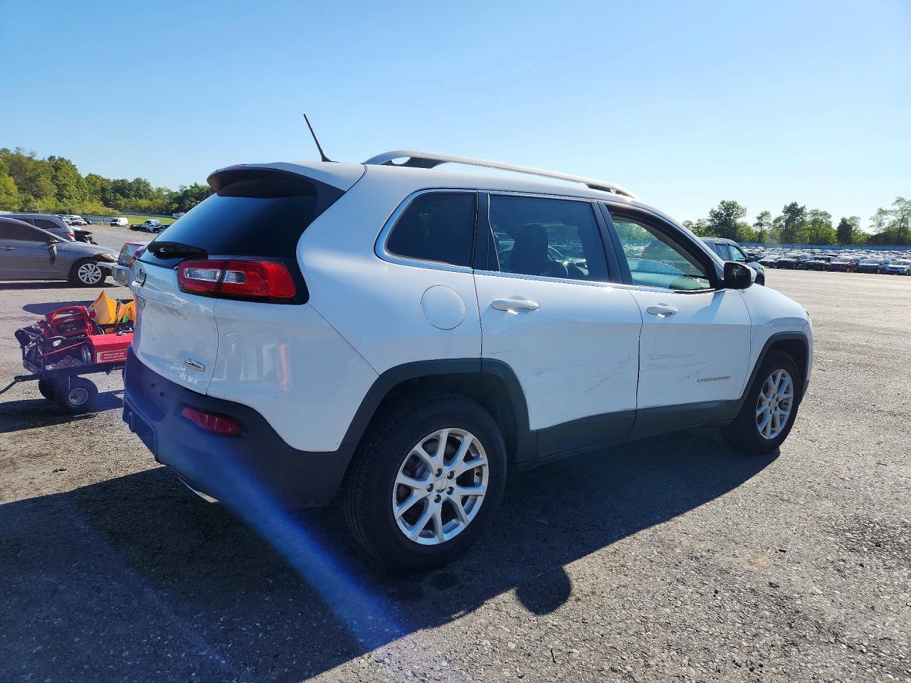2018 Jeep Cherokee Latitude - Фото 3