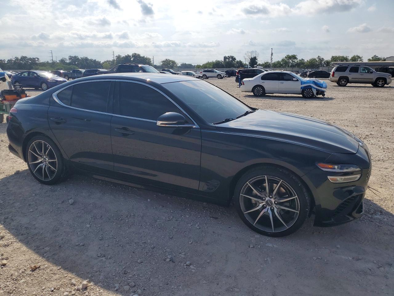 2023 Genesis G70 2.0T - Фото 4