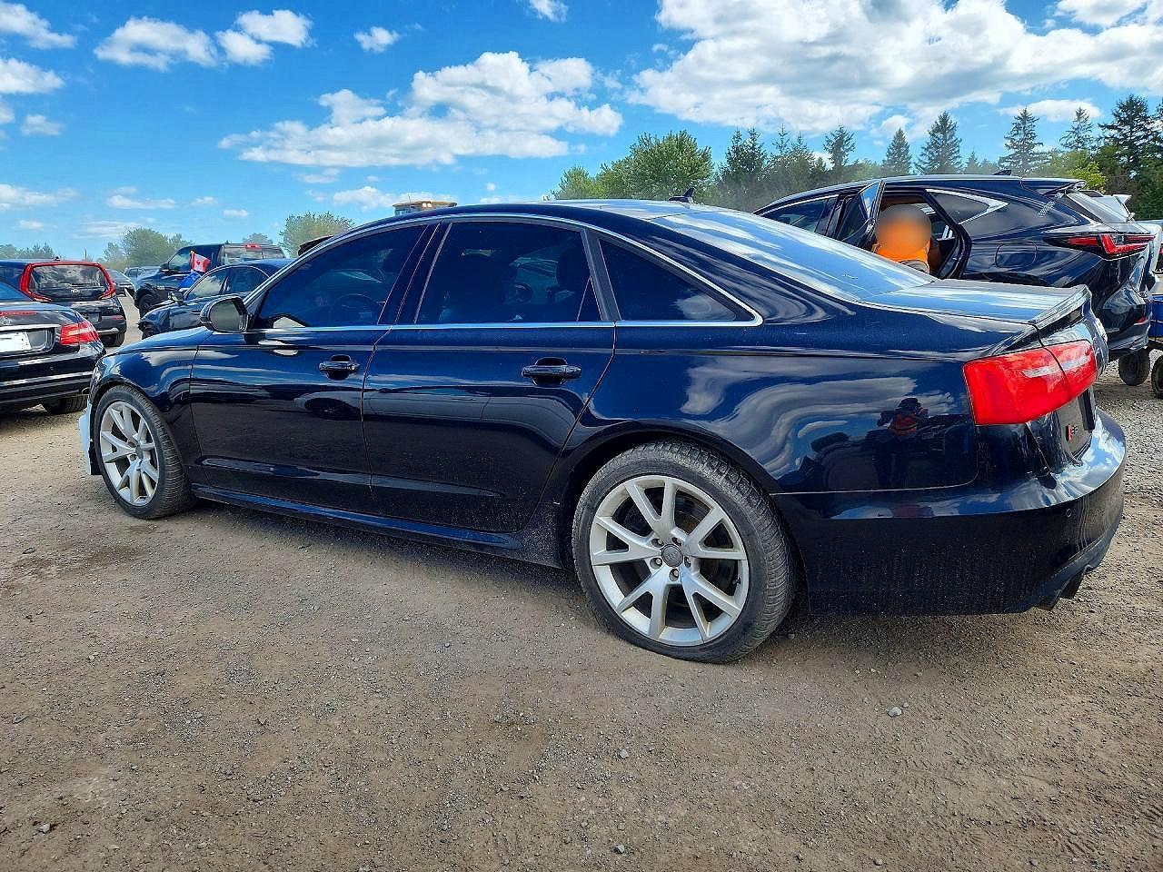 2014 Audi S6 - Image 2