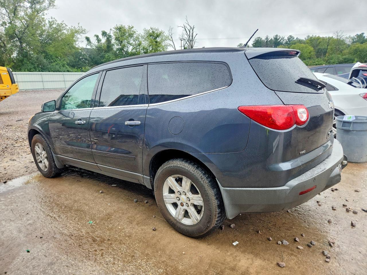 2011 Chevrolet Traverse 2Lt - Фото 2