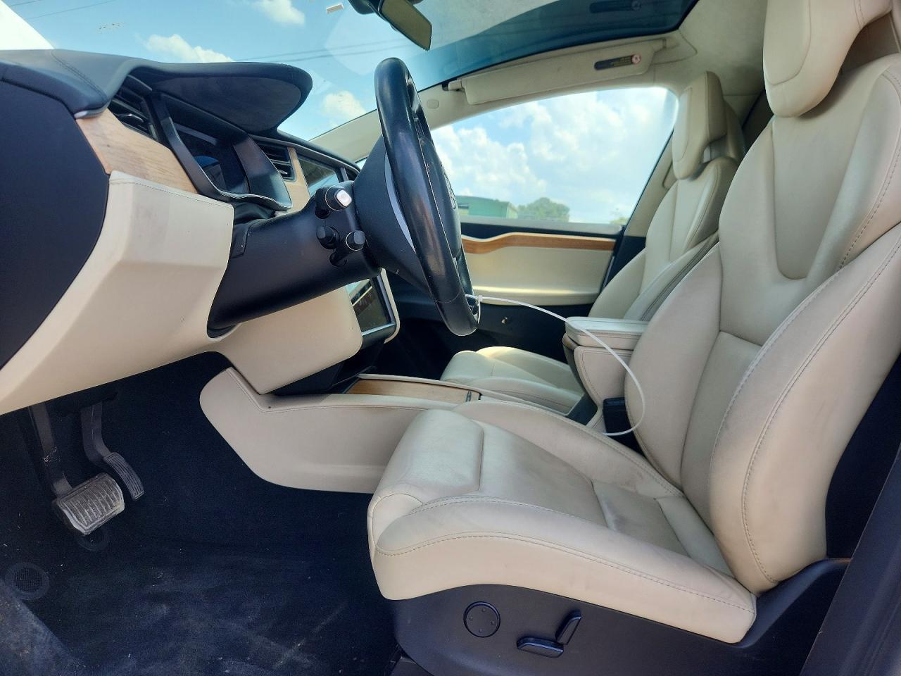 2019 Tesla Model X - Image 7