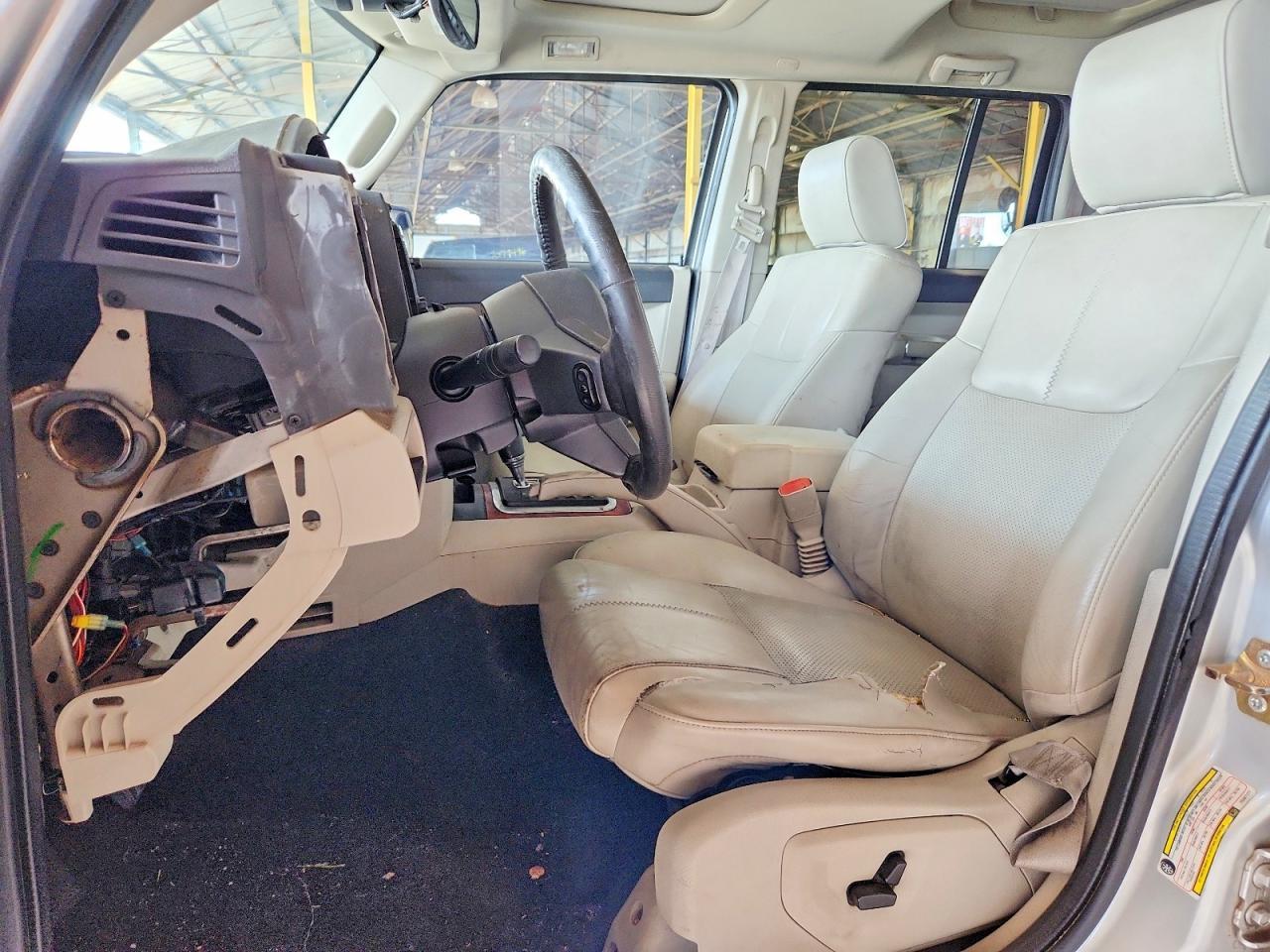 2007 Jeep Commander Limited - Image 7