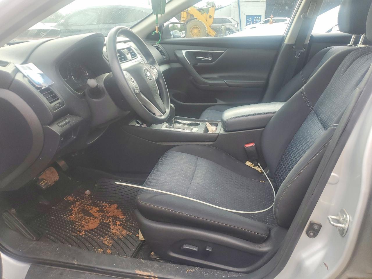 2016 Nissan Altima 2.5 S - Image 7
