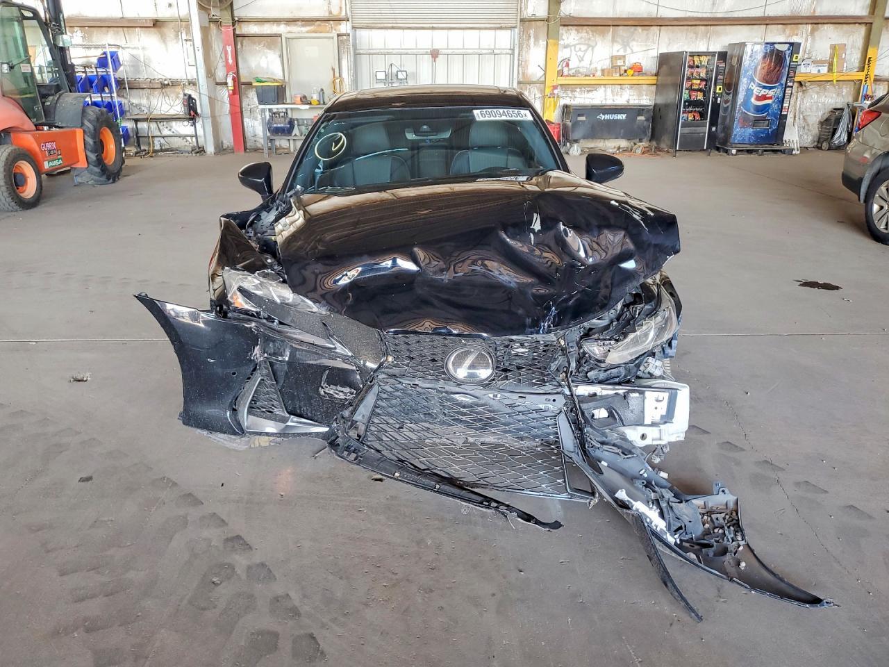 2019 Lexus Is 350 - Image 5