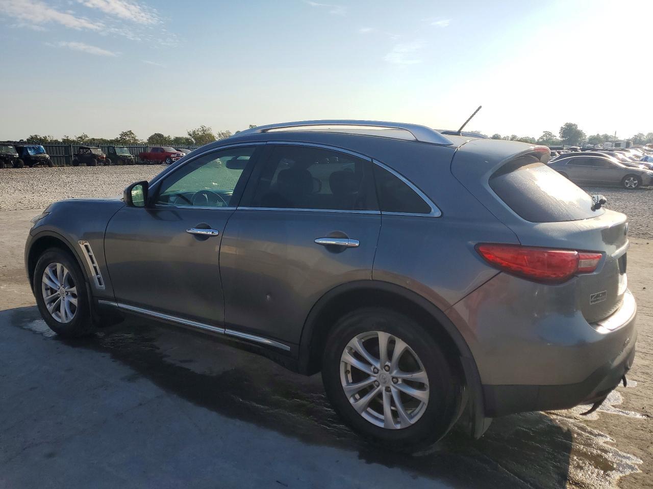 2013 Infiniti Fx37 Base - Image 2