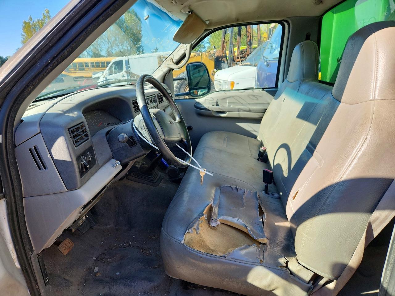 1999 Ford F450 Super Duty Dump Truck - Фото 7