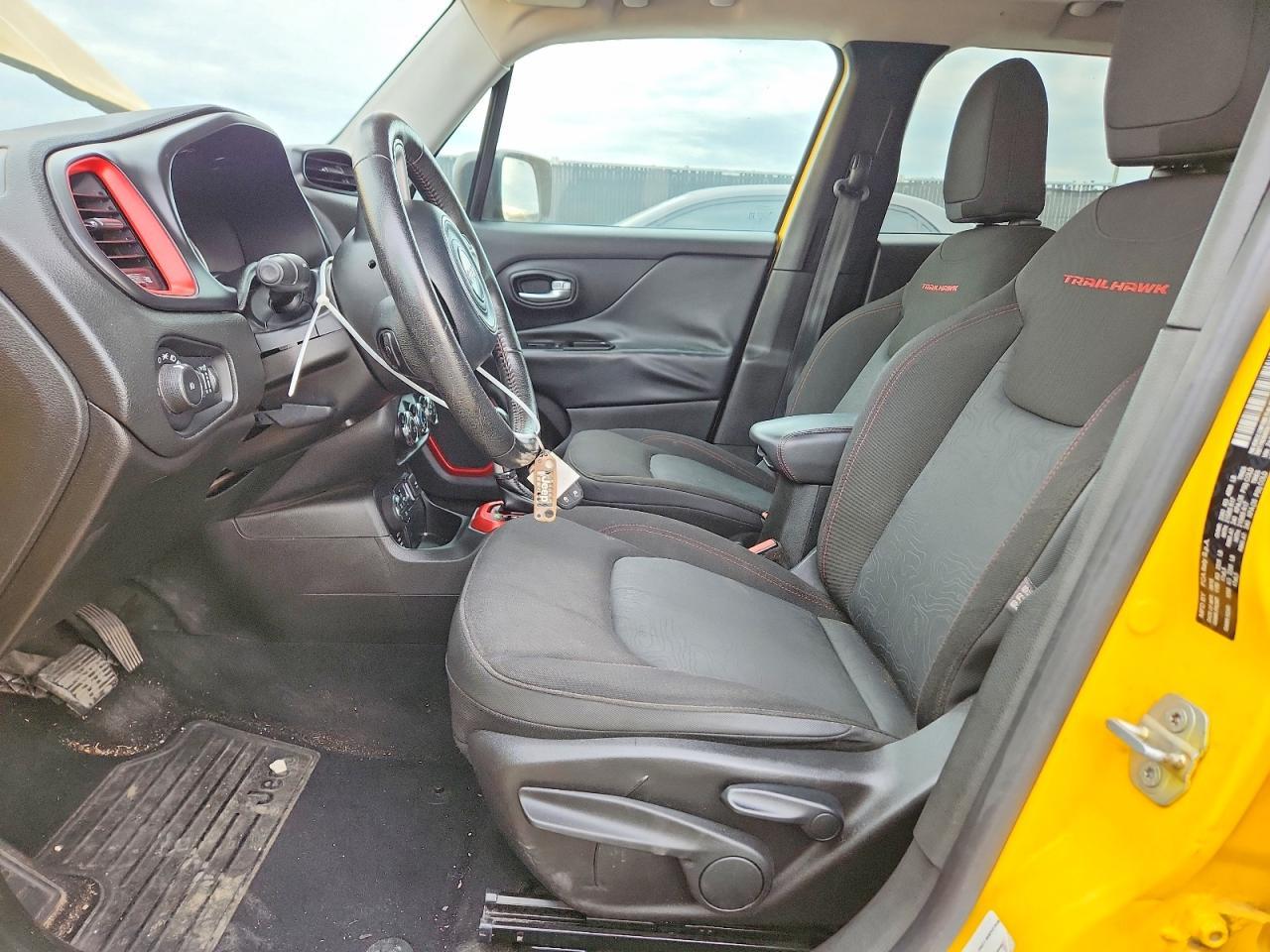 2015 Jeep Renegade Trailhawk - Фото 7