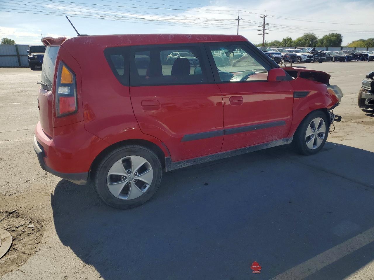 2010 Kia Soul + - Image 3