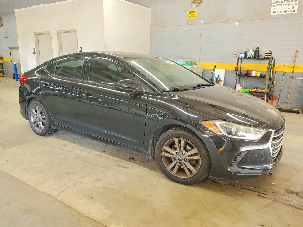 2017 Hyundai Elantra Se - Фото 4