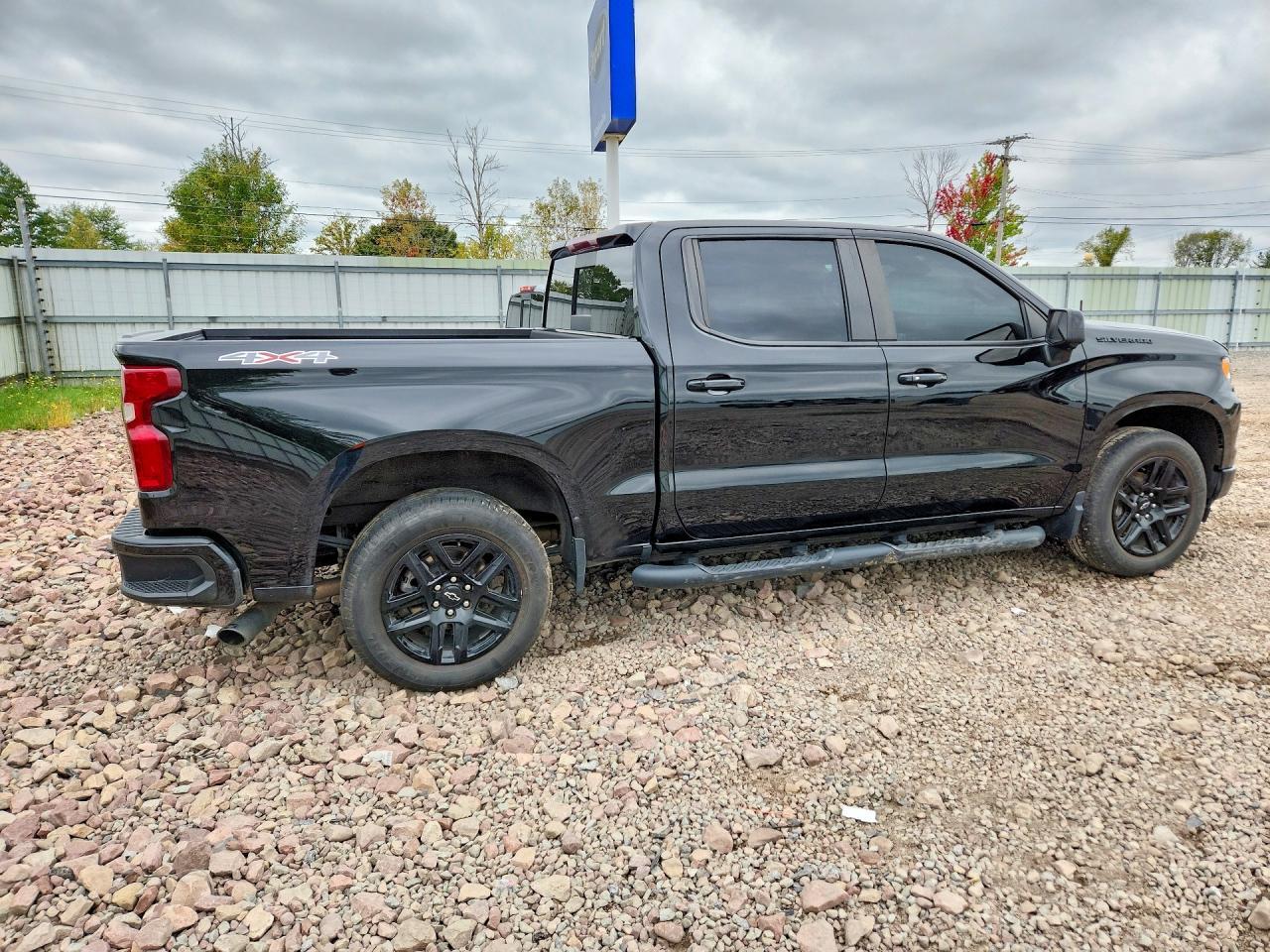 2023 Chevrolet Silverado K1500 Rst - Фото 3