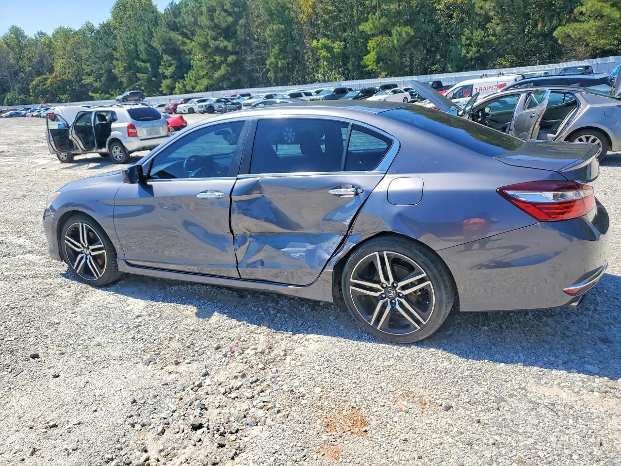 2017 Honda Accord Sport - Фото 2