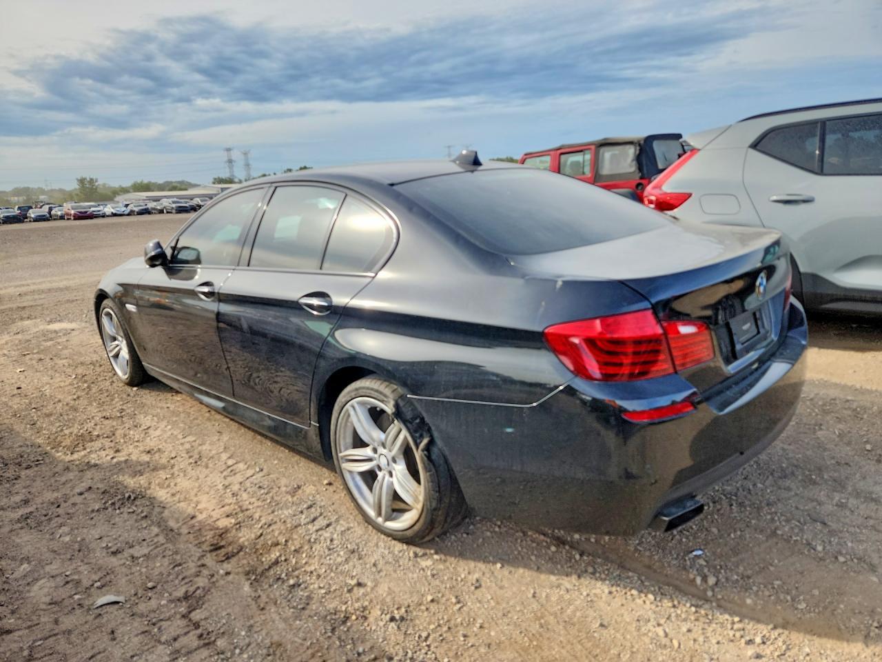 2016 BMW 550 Xi - Фото 2
