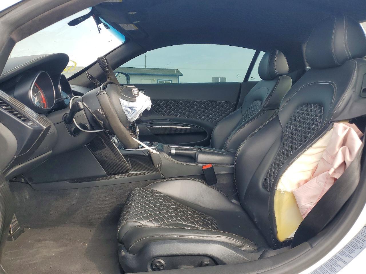 2015 Audi R8 5.2 Plus Quattro - Image 7