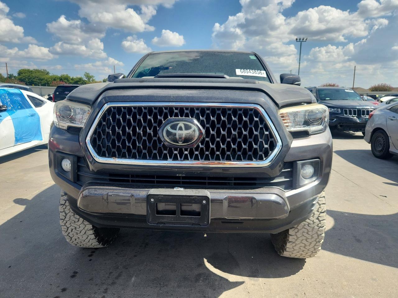 2018 Toyota Tacoma Trd Sport - Image 5