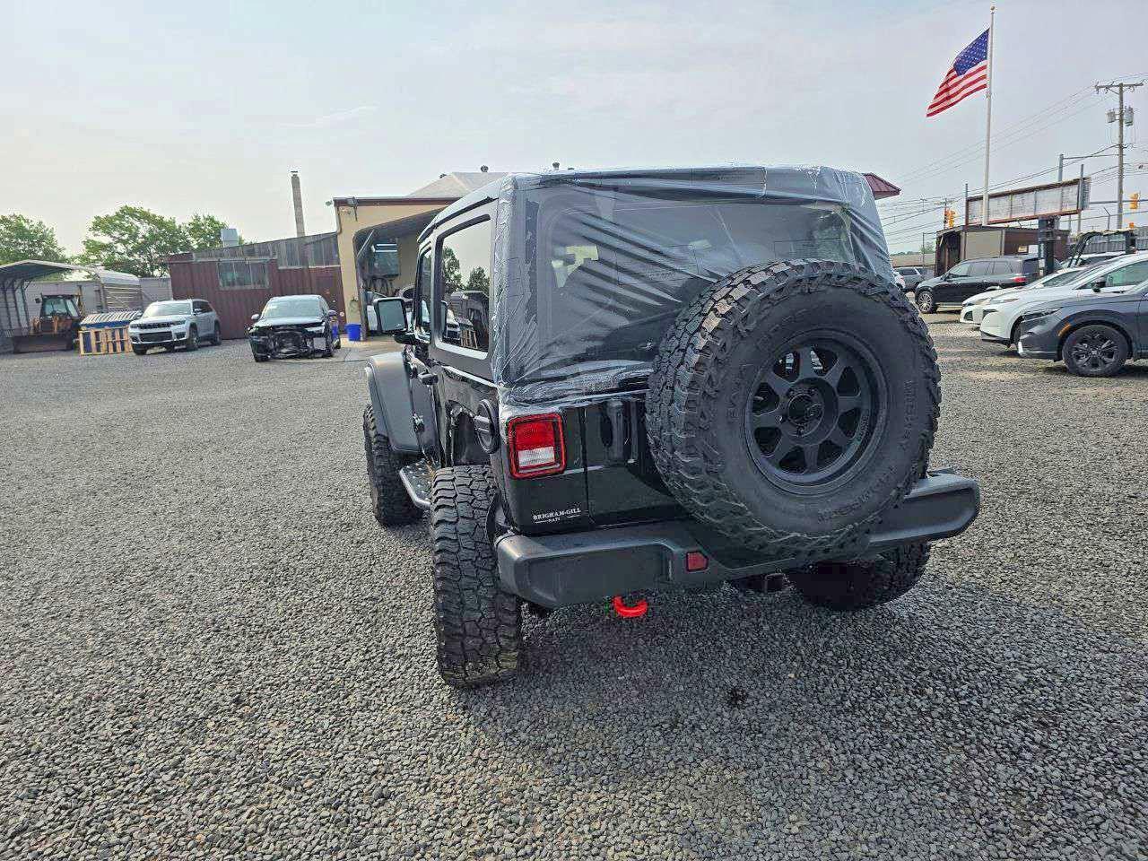 2023 Jeep Wrangler Rubicon - Image 6