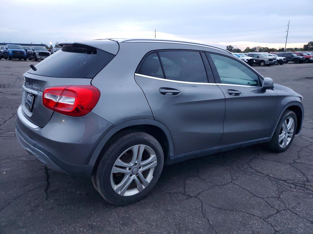 2017 Mercedes-Benz Gla 250 4Matic - Image 3
