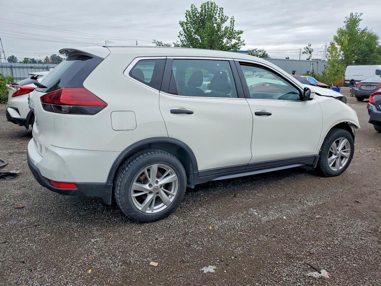 2019 Nissan Rogue S - Фото 3