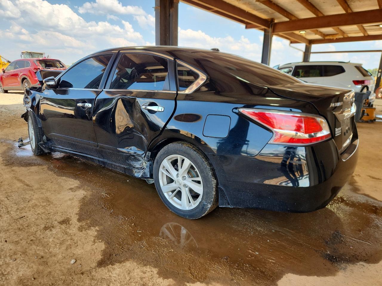 2015 Niss Altima - Image 2